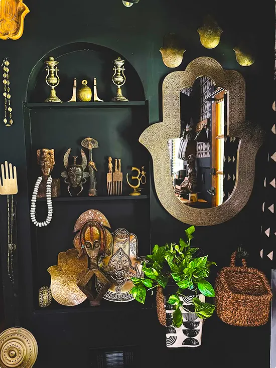 Arched Shelf with Hamsa Mirror