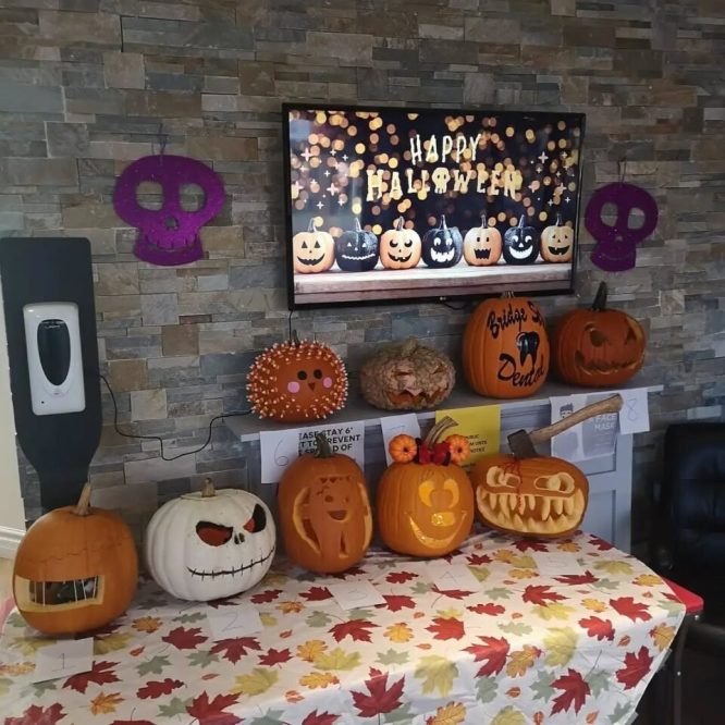 Purple Glitter Skull Pumpkin Carving Table