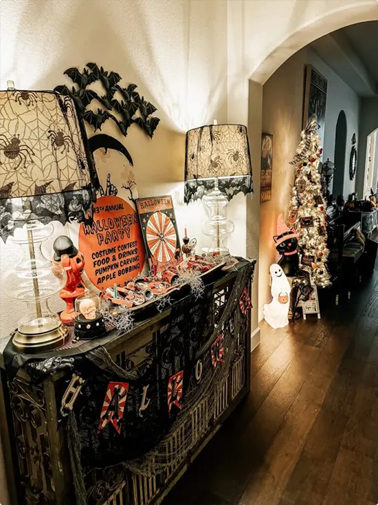 Halloween Hallway Decor Ideas