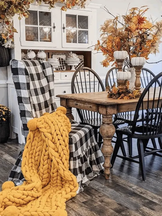 Dining chairs with buffalo check covers