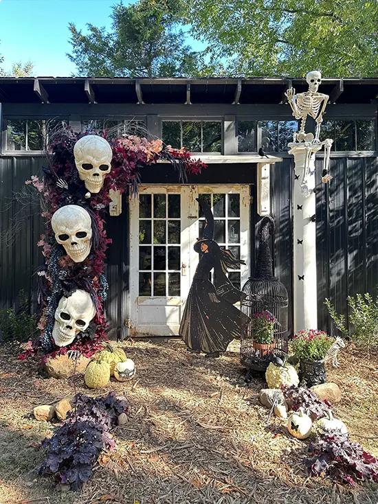 Skull Garland in the Archway